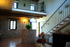 B&B-pozzo-vivalpa-ancona-jesi-serra-de-conti-campagna-relax-proprietari-verdicchio-lacrima-morro-alba-olio